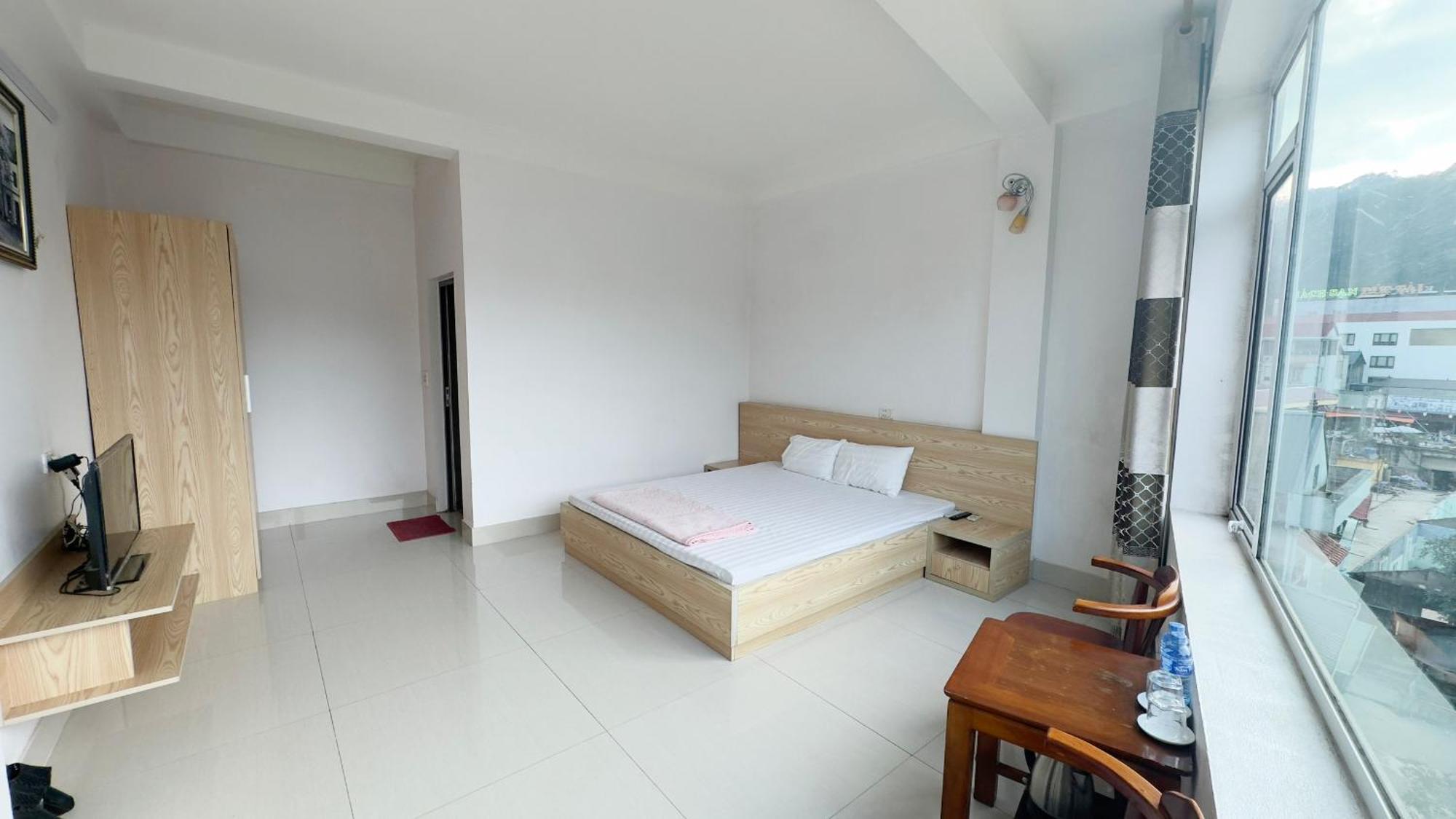 Quy Anh Hotel Bao Lac Town Екстериор снимка