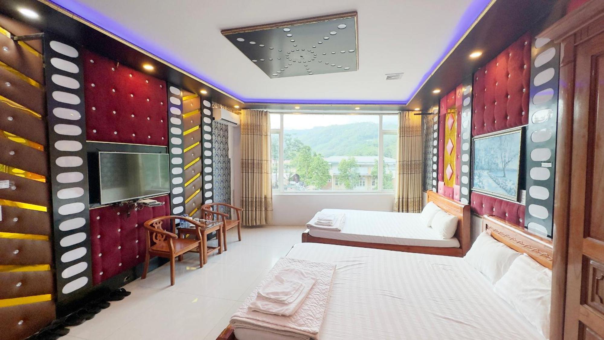 Quy Anh Hotel Bao Lac Town Екстериор снимка