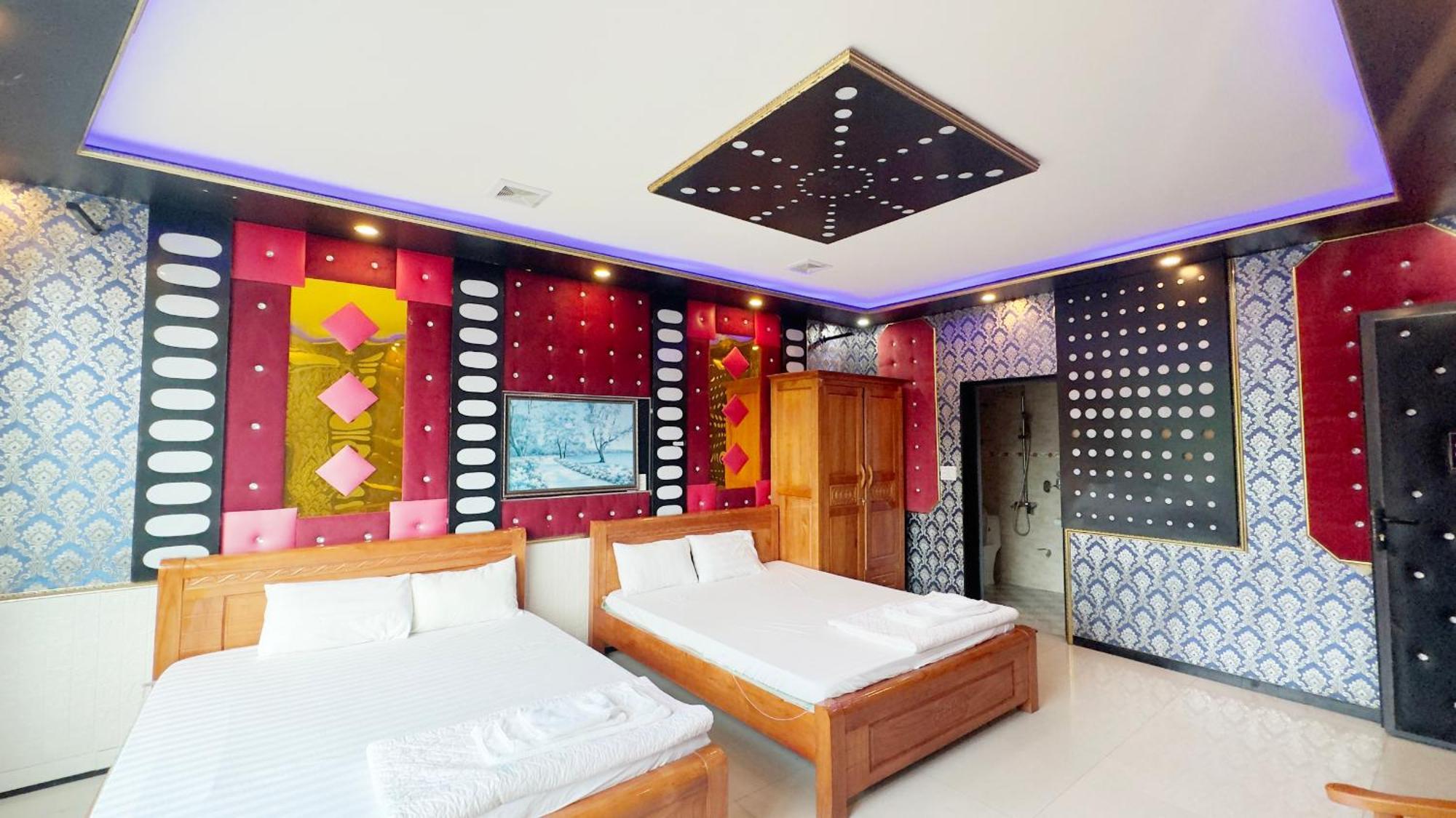 Quy Anh Hotel Bao Lac Town Екстериор снимка