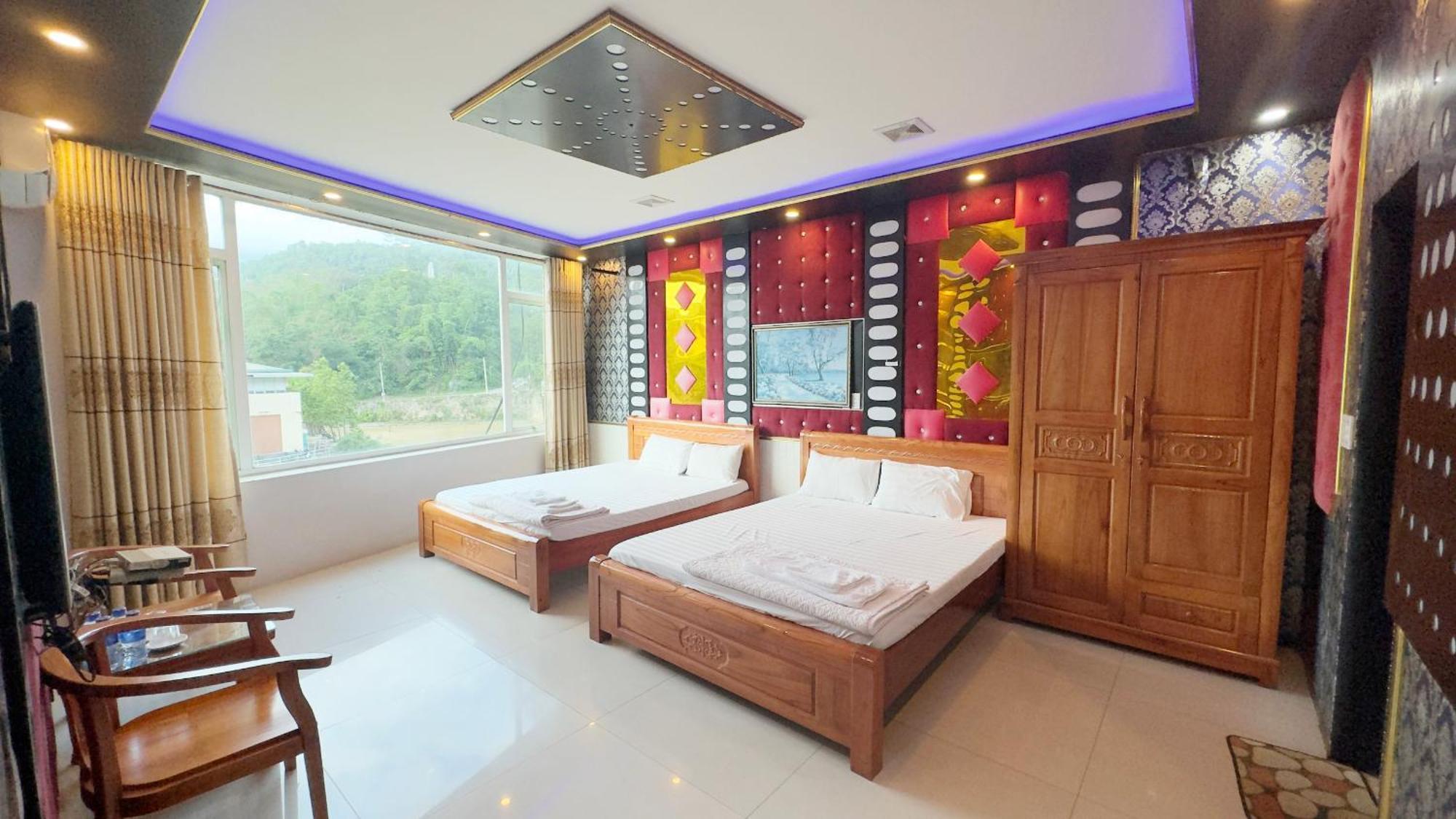 Quy Anh Hotel Bao Lac Town Екстериор снимка